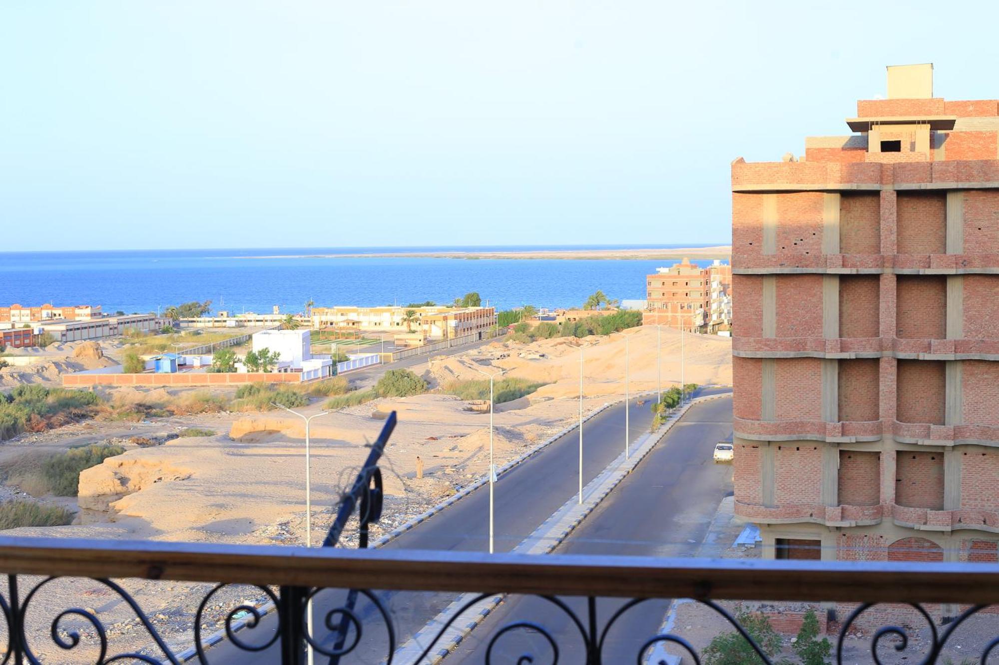 Heart Of Town Sea View Apartamento Safaga Exterior foto